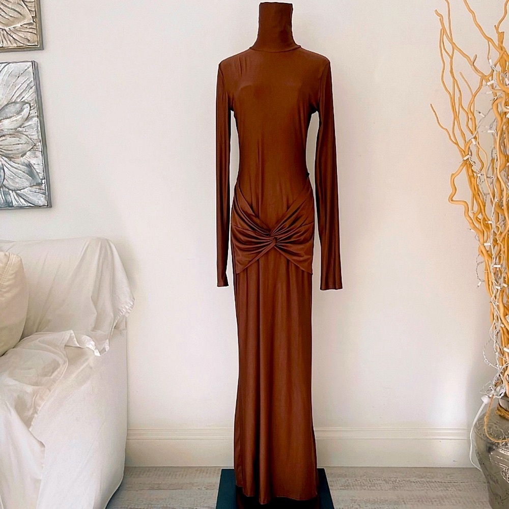 NWT SLEEK AND BEAUTIFUL CHOCOLATE BROWN LONG SLEEVED DRESS WITH OPTIONAL WRAP 🎁
